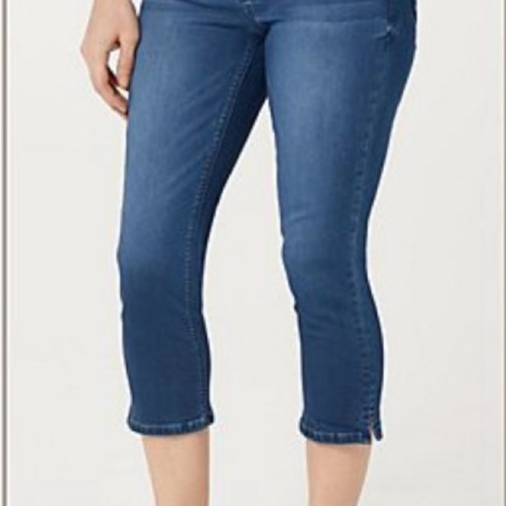 Women's Super Soft Cropped Jeans